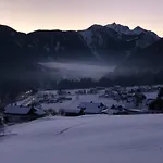 Alpenburg Bergparadies Apartamento Wald am Arlberg