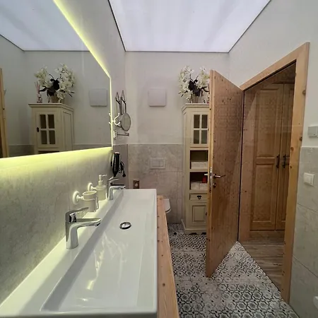 Alpenburg Luxury Appartement *