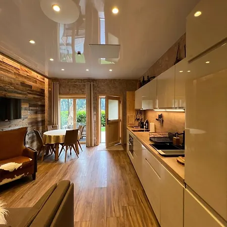Alpenburg Luxury Appartement Wald am Arlberg
