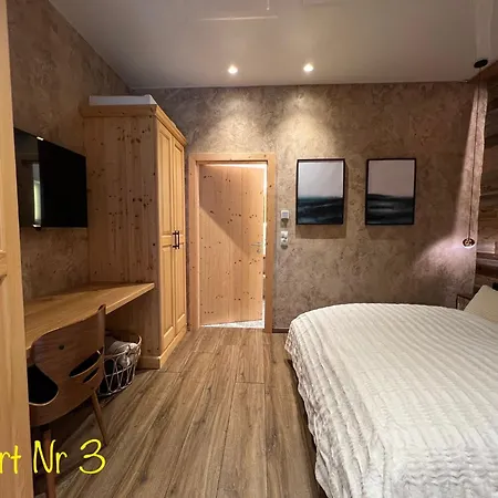 Alpenburg Luxury * Wald am Arlberg