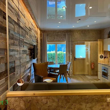 Alpenburg Bergparadies Appartement Wald am Arlberg
